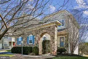 9322 Falling Water Dr, Bristow, VA 20136 - Photo 18