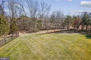 9322 Falling Water Dr, Bristow, VA 20136 - Photo 16