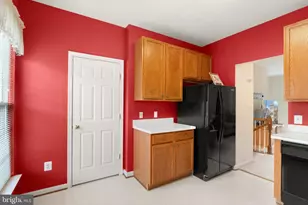12511 Heykens Ln, Bristow, VA 20136 - Photo 10