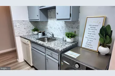 1523 Colonial Drive #204, Woodbridge, VA 22192 - Photo 2