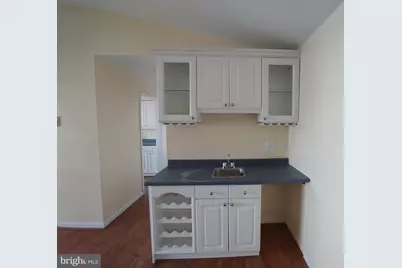 11002 Koman Circle #303, Manassas, VA 20109 - Photo 4