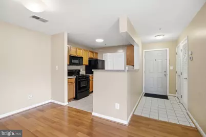 8091 Lacy Drive #203, Manassas, VA 20109 - Photo 4