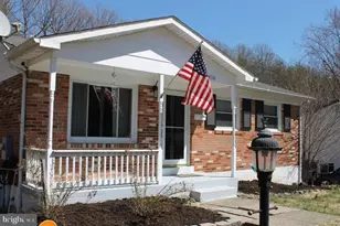 14716 Edgewater Dr, Woodbridge, VA 22193 - Photo 4