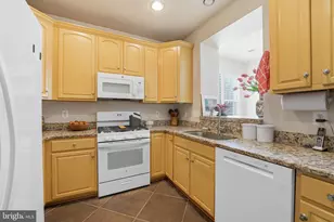 6595 Alderwood Way, Gainesville, VA 20155 - Photo 10