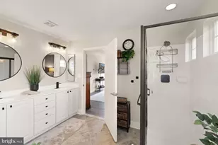 14213 Sharpshinned Dr, Gainesville, VA 20155 - Photo 26