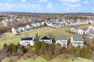 14213 Sharpshinned Dr, Gainesville, VA 20155 - Photo 48