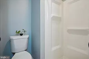 5303 Stockton Ct, Woodbridge, VA 22193 - Photo 32