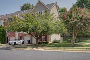 13013 Cordelia Ct, Woodbridge, VA 22192 - Photo 4