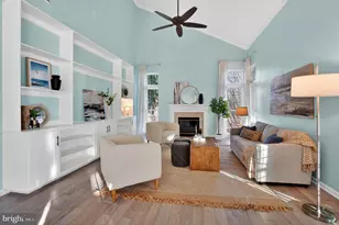 1617 Whistling Swan Way, Woodbridge, VA 22191 - Photo 10