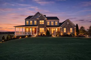 14342 Trotters Ridge Pl, Nokesville, VA 20181 - Photo 2