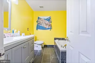 5362 Mansfield Ct, Woodbridge, VA 22193 - Photo 38