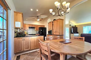 11930 Cotton Mill Dr, Woodbridge, VA 22192 - Photo 10