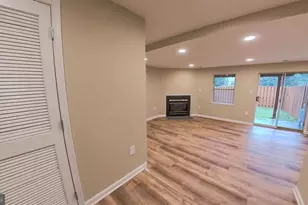 12885 Hyannis Ln, Woodbridge, VA 22193 - Photo 18