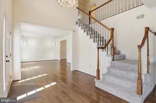 13201 Mountain Ash Ct, Woodbridge, VA 22192 - Photo 8