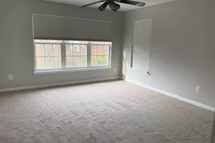 6209 Toledo Pl, Haymarket, VA 20169 - Photo 10