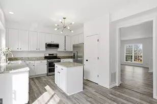 16800 Miranda Ln, Woodbridge, VA 22191 - Photo 12