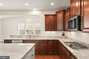 9959 Summerwood Dr, Manassas, VA 20111 - Photo 20