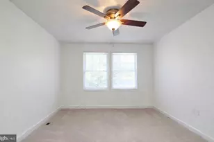 12103 Salemtown Dr, Woodbridge, VA 22192 - Photo 16