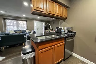 12103 Salemtown Dr, Woodbridge, VA 22192 - Photo 6