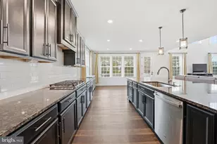 15642 Calum Ct, Haymarket, VA 20169 - Photo 12