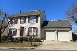 17304 Locust Creek Dr, Dumfries, VA 22026 - Photo 2