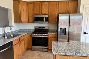 14274 Madrigal Dr, Woodbridge, VA 22193 - Photo 4