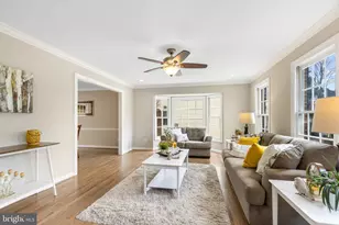 16657 Purcival Ct, Dumfries, VA 22025 - Photo 6