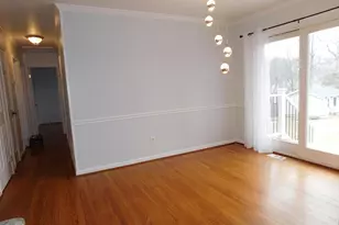 8428 Aubrey Dr, Manassas, VA 20111 - Photo 2