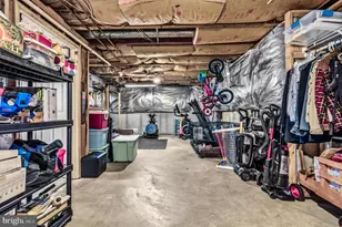 12833 Mill Brook Ct, Woodbridge, VA 22192 - Photo 32