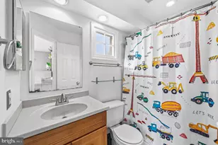 12833 Mill Brook Ct, Woodbridge, VA 22192 - Photo 20