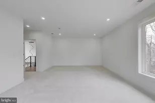 6634 Davis Ford Rd, Manassas, VA 20111 - Photo 30