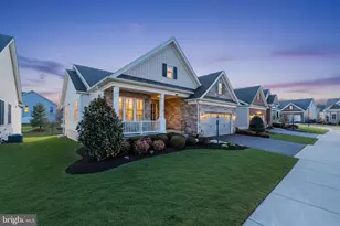 6061 Trotters Point Ln, Gainesville, VA 20155 - Photo 2