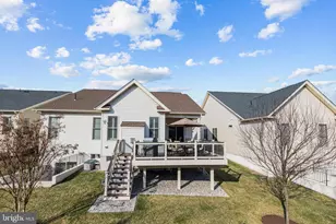 6061 Trotters Point Ln, Gainesville, VA 20155 - Photo 10