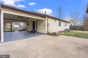 9649 Norfolk St, Manassas, VA 20109 - Photo 6