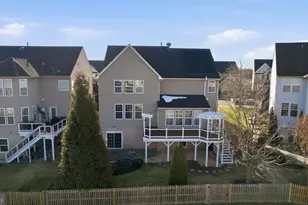 8831 Calbera Ct, Gainesville, VA 20155 - Photo 8