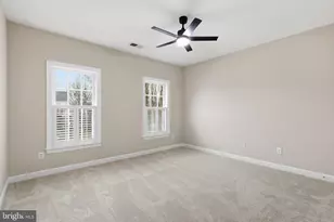 6417 Morven Park Ln, Gainesville, VA 20155 - Photo 14