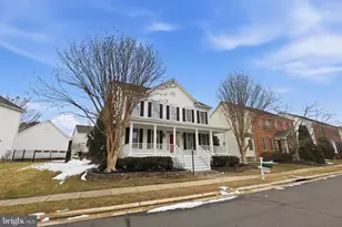 6417 Morven Park Ln, Gainesville, VA 20155 - Photo 2