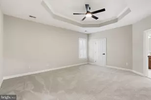 6417 Morven Park Ln, Gainesville, VA 20155 - Photo 12