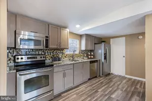 50 Dumfries Dr, Dumfries, VA 22026 - Photo 4