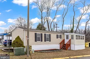 50 Dumfries Dr, Dumfries, VA 22026 - Photo 1