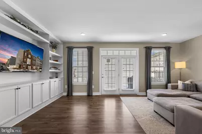 8762 Elsing Green Drive, Manassas, VA 20112 - Photo 6