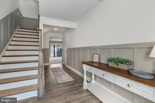 8762 Elsing Green Dr, Manassas, VA 20112 - Photo 4