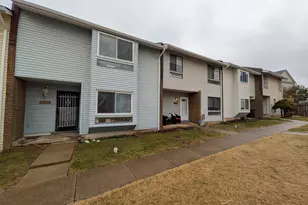 11024 Hiram Ct, Manassas, VA 20109 - Photo 2