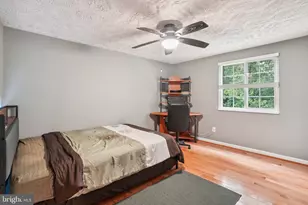 16041 Macedonia Dr, Woodbridge, VA 22191 - Photo 26