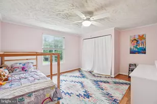 16041 Macedonia Dr, Woodbridge, VA 22191 - Photo 24