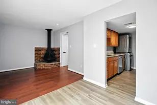 2421 Kilpatrick Pl, Dumfries, VA 22026 - Photo 8