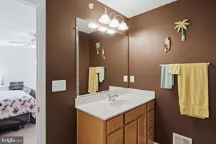 14764 Malloy Ct, Woodbridge, VA 22191 - Photo 24