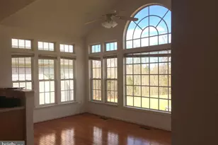 7209 Bladen Pl, Gainesville, VA 20155 - Photo 10