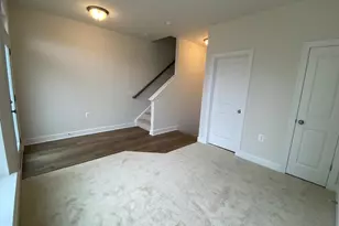 600 Watermans Dr, Woodbridge, VA 22191 - Photo 4