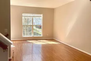 4395 Torrence Pl, Woodbridge, VA 22193 - Photo 4